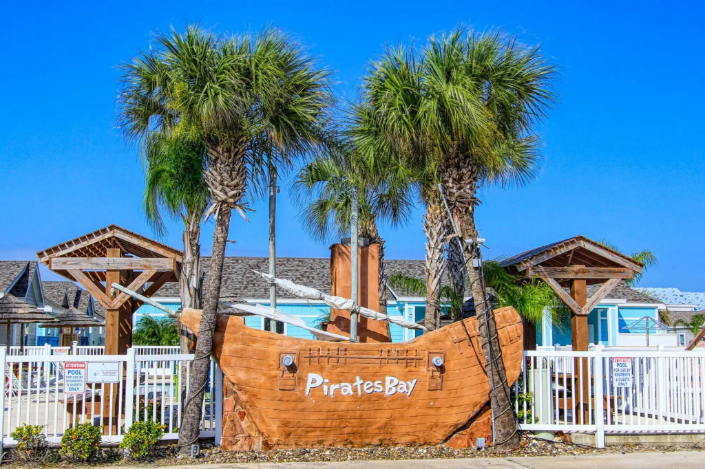 The Surf Shack PB105
