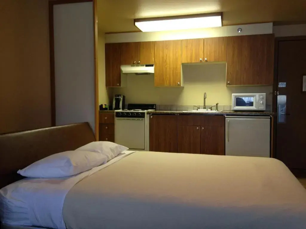 Linderhof Inn