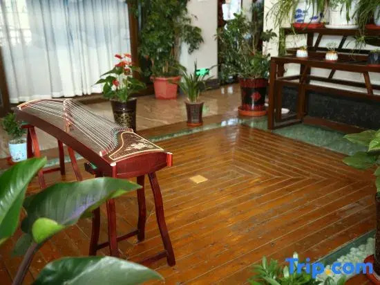 Metropolo Hotels(Potala Palace store, Lhasa)