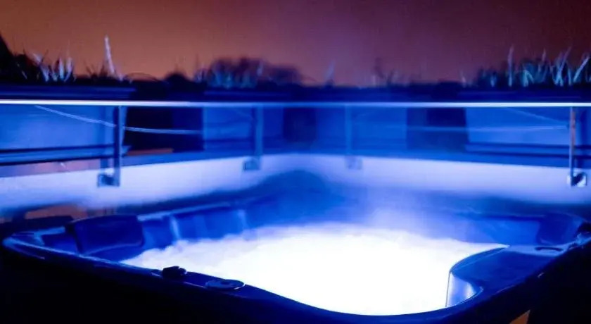 Apartamenty Villa Baltica Rewal - jacuzzi na dachu, wi-fi, parking w cenie