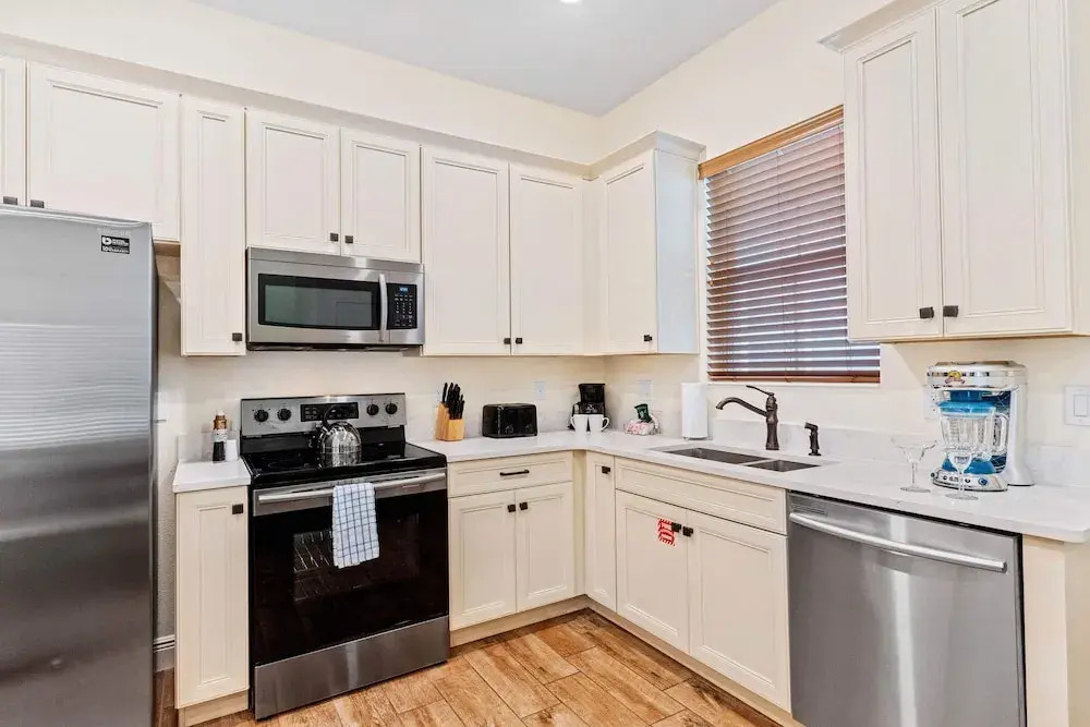 3000 Latitude Lane