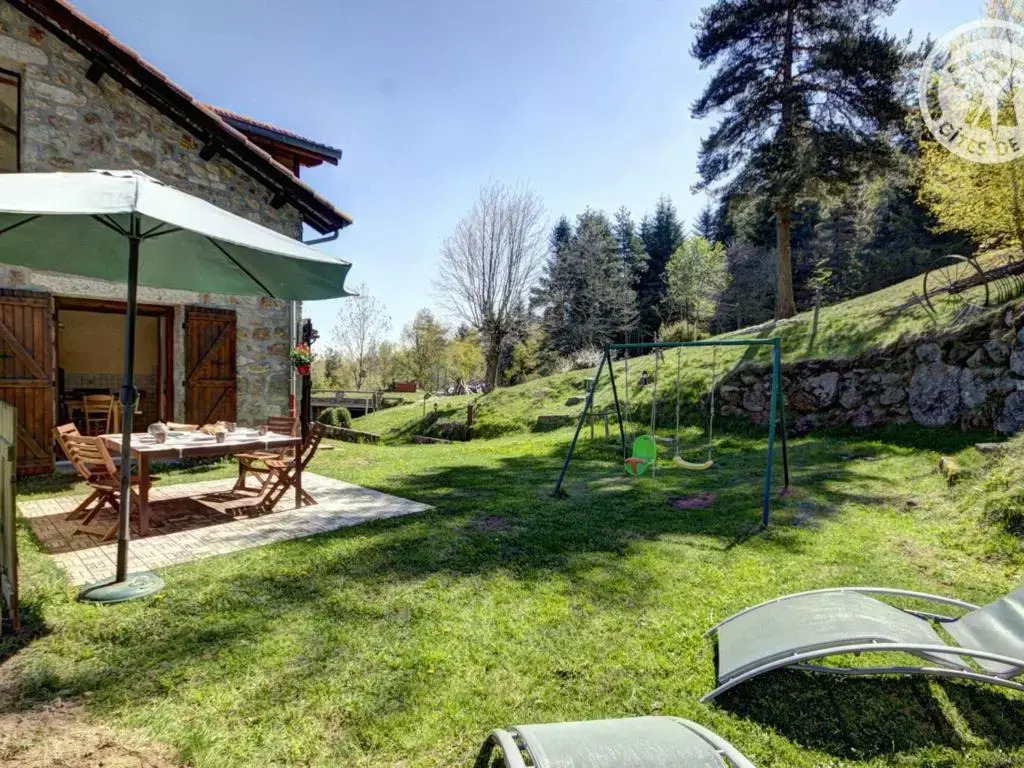 Gîte authentique avec cheminée, animaux admis et WiFi en bordure de forêt - FR-1-496-127