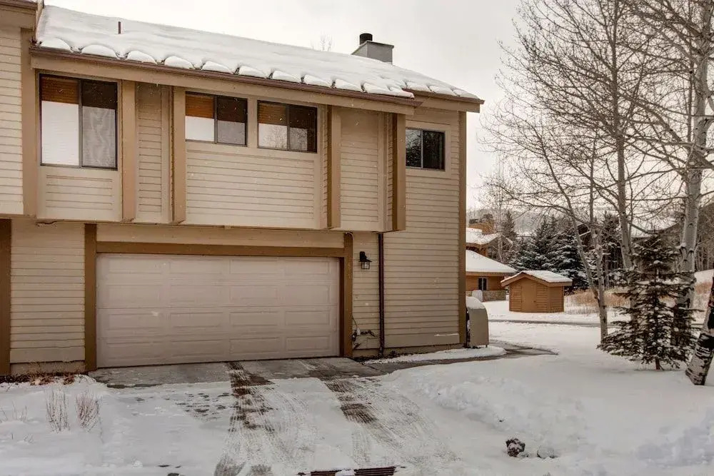 Park City Condo with Indoor Hot Tub by RedAwning