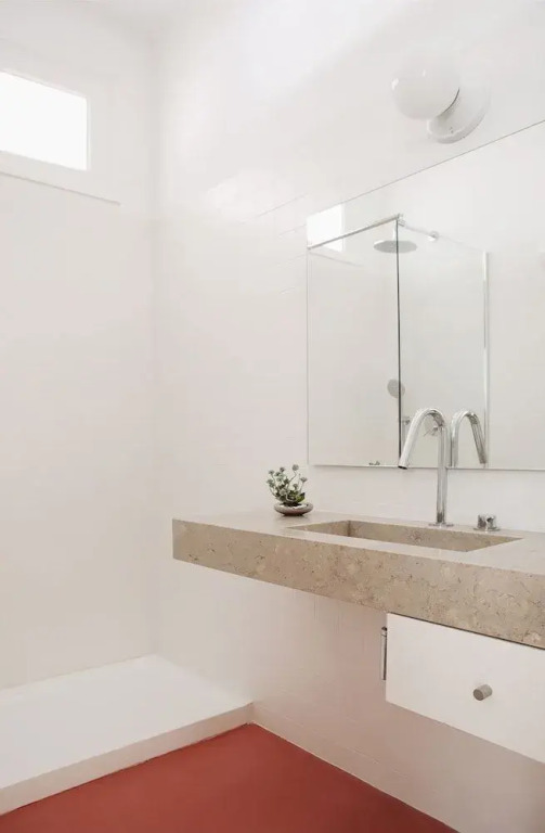 Renovated Charming Apartment with Terrace in Lapa