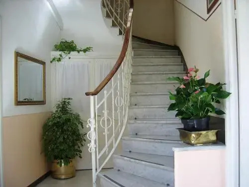 Hotel Fiorenza & Banksia Meublè