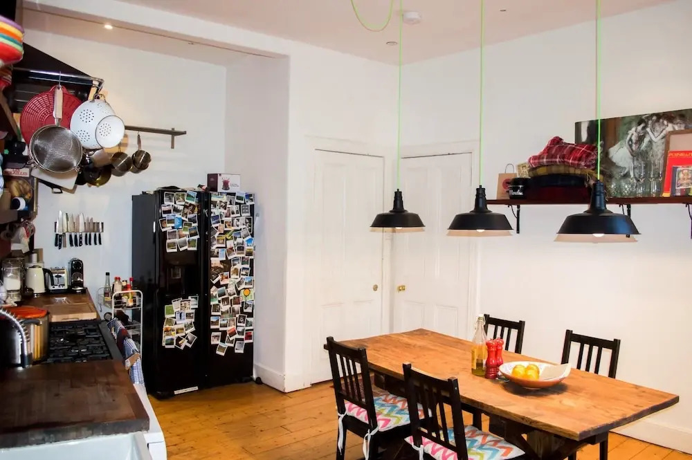 Bright Flat in Edinburgh With Private Garden
