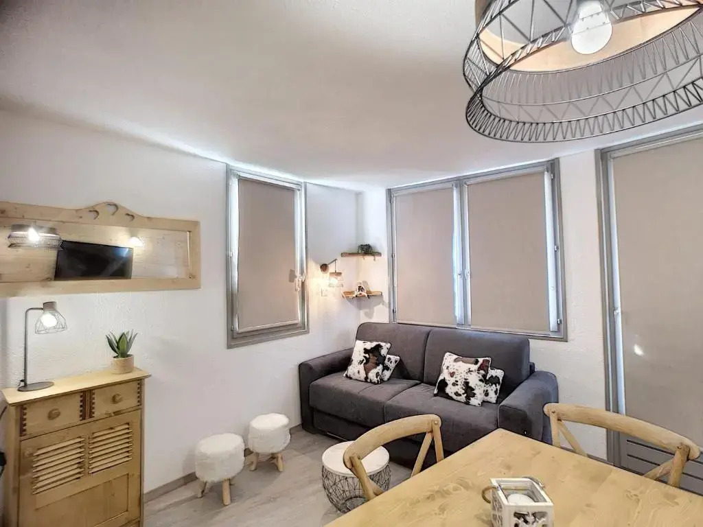 Appartement Les Menuires, 1 pièce, 4 personnes - FR-1-178-54