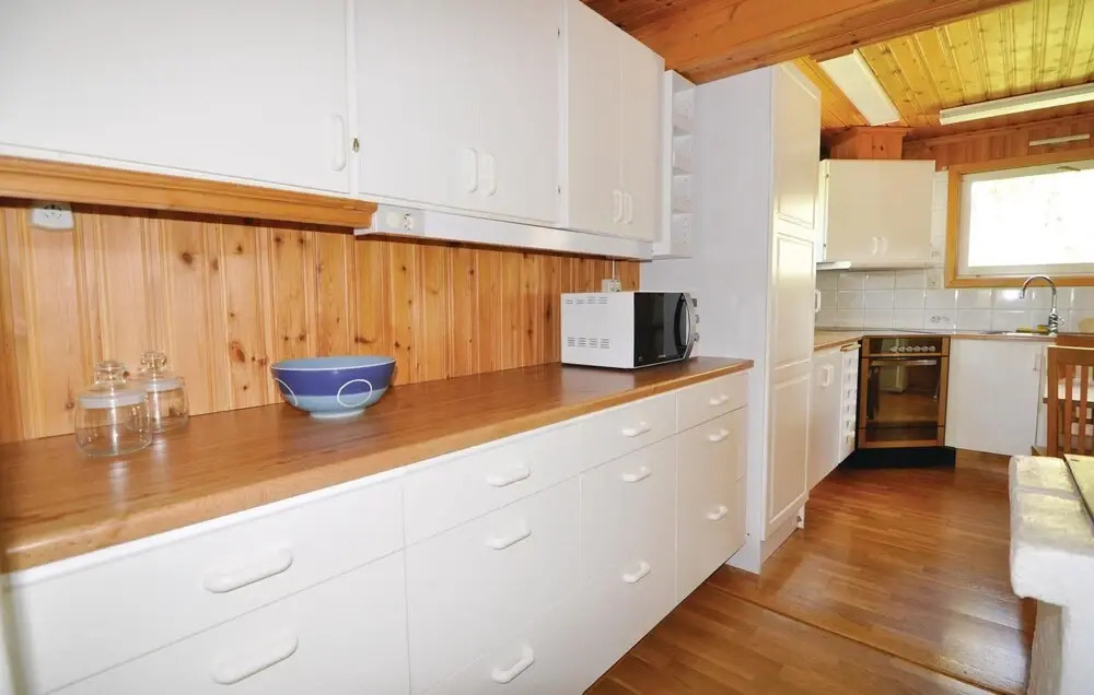 2 Bedroom Stunning Home In Uddevalla