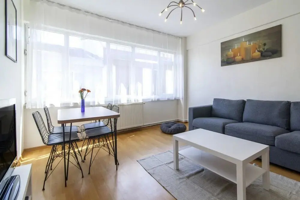 Lovely and Central Flat With Balcony in Sisli