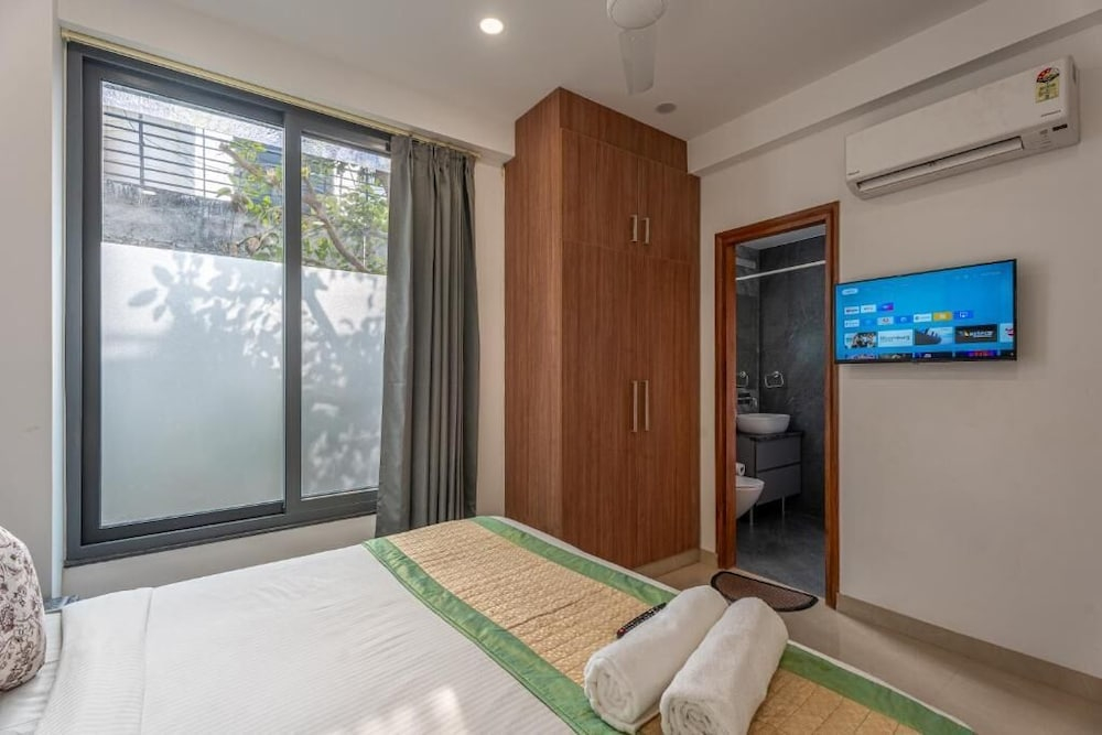 Fortune Home 3Bhk,Saket Near Max Hospital E-69