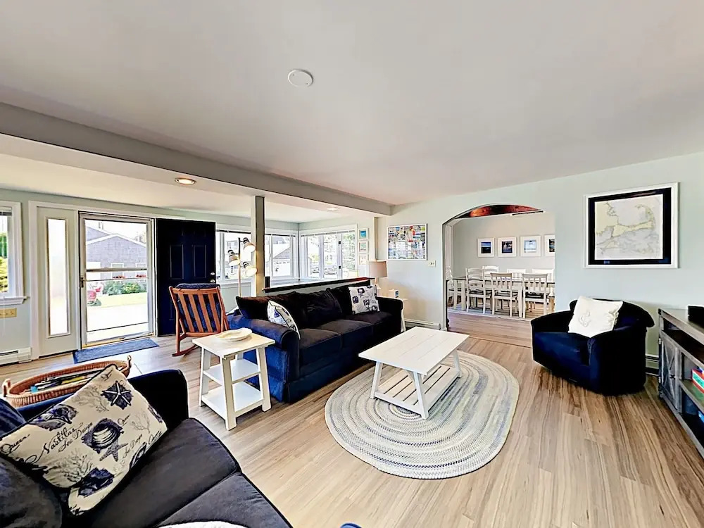 Charming Ocean View Beach House 4 Bedroom Home