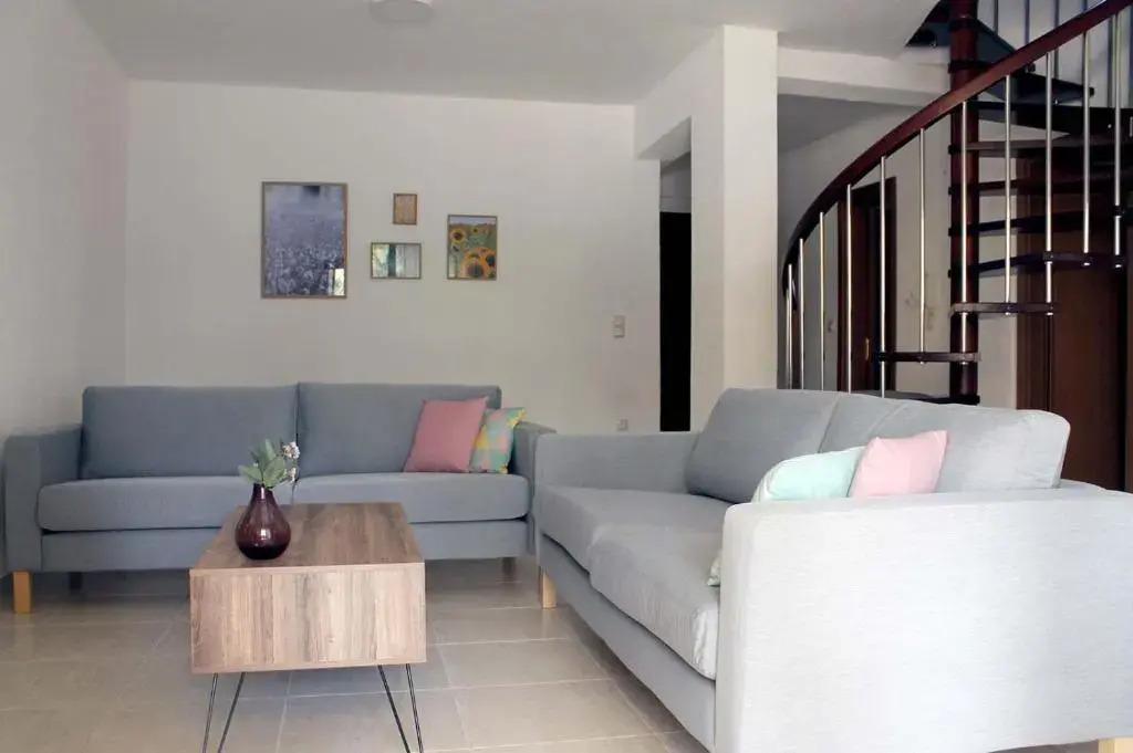 4 bedroom villa