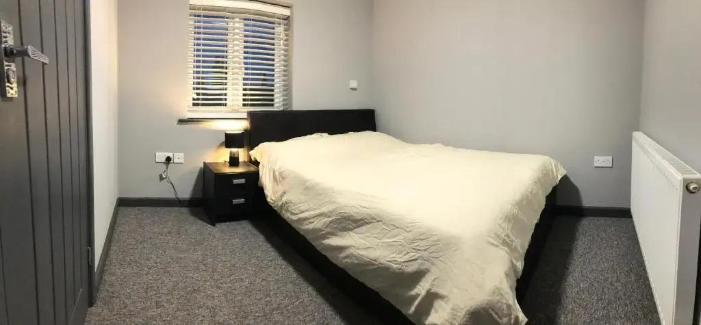 Gate Lodge - Private En-suite rooms, Kings Lynn, central location