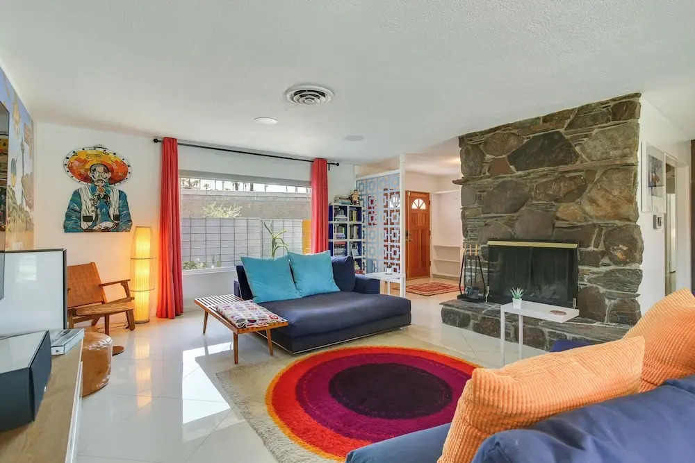 Funky Palm Springs Paradise Near Golf Courses
