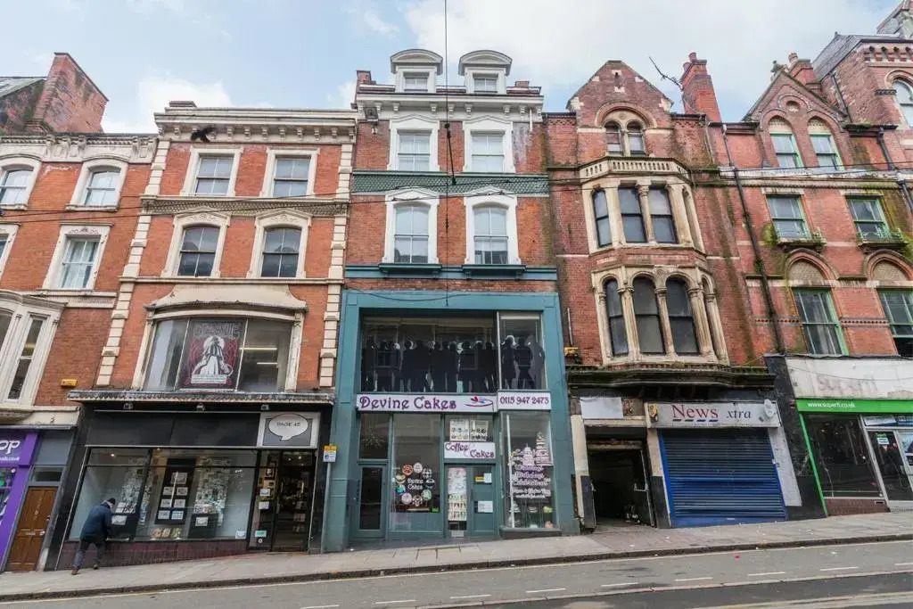 Luxury City Centre Getaway - Prime Location Sleeps 7!
