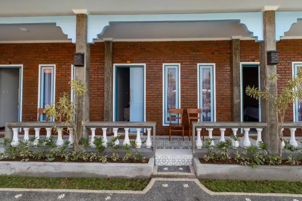 D-Anyar Stay and Surf Canggu