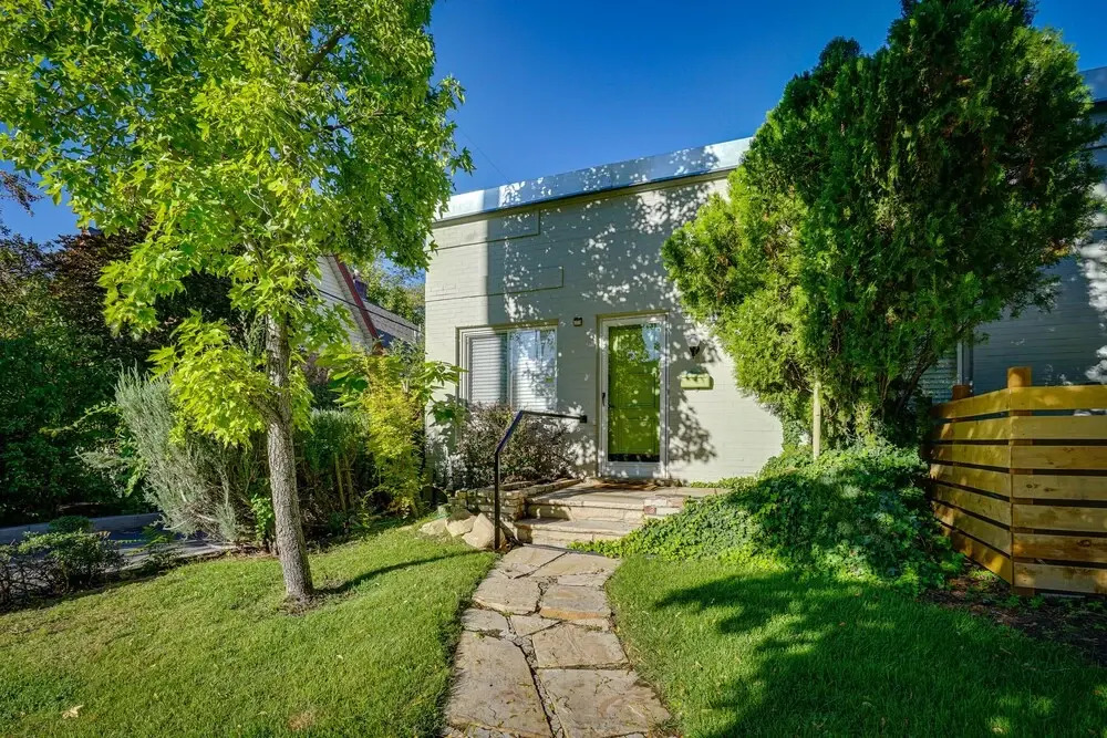 Nifty Salt Lake City Apt: 2 Mi to Downtown!