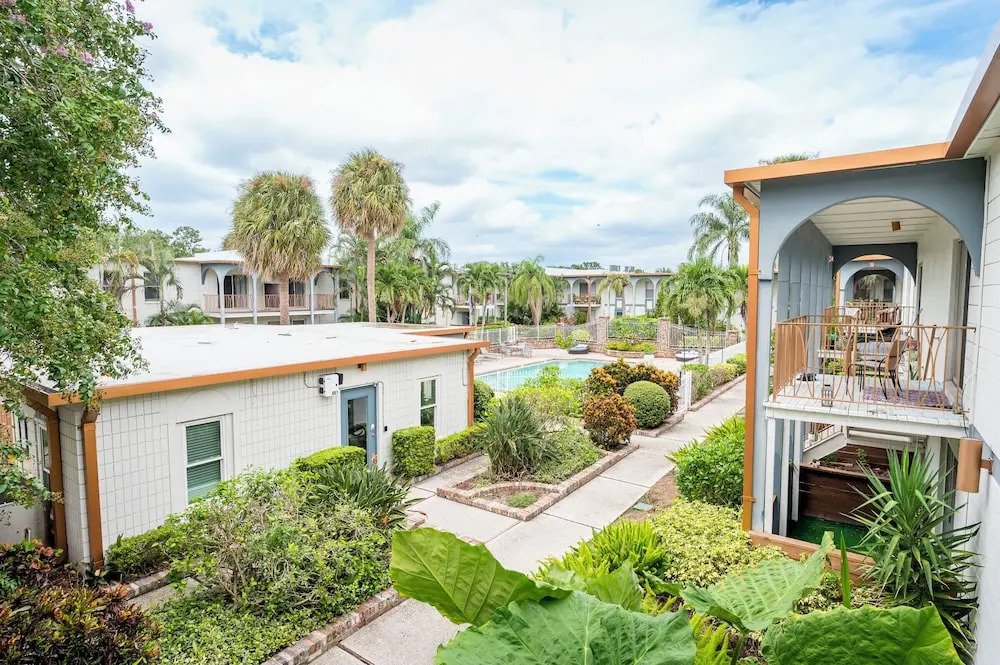 The Westshore by Stylish Stays