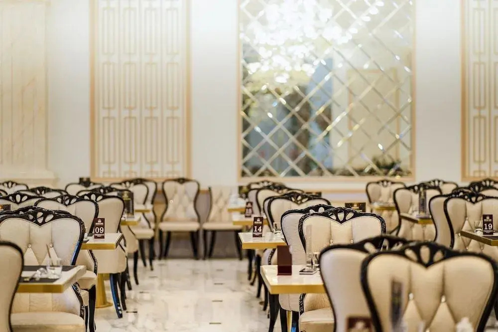 Minh Phu Diamond Palace hotel