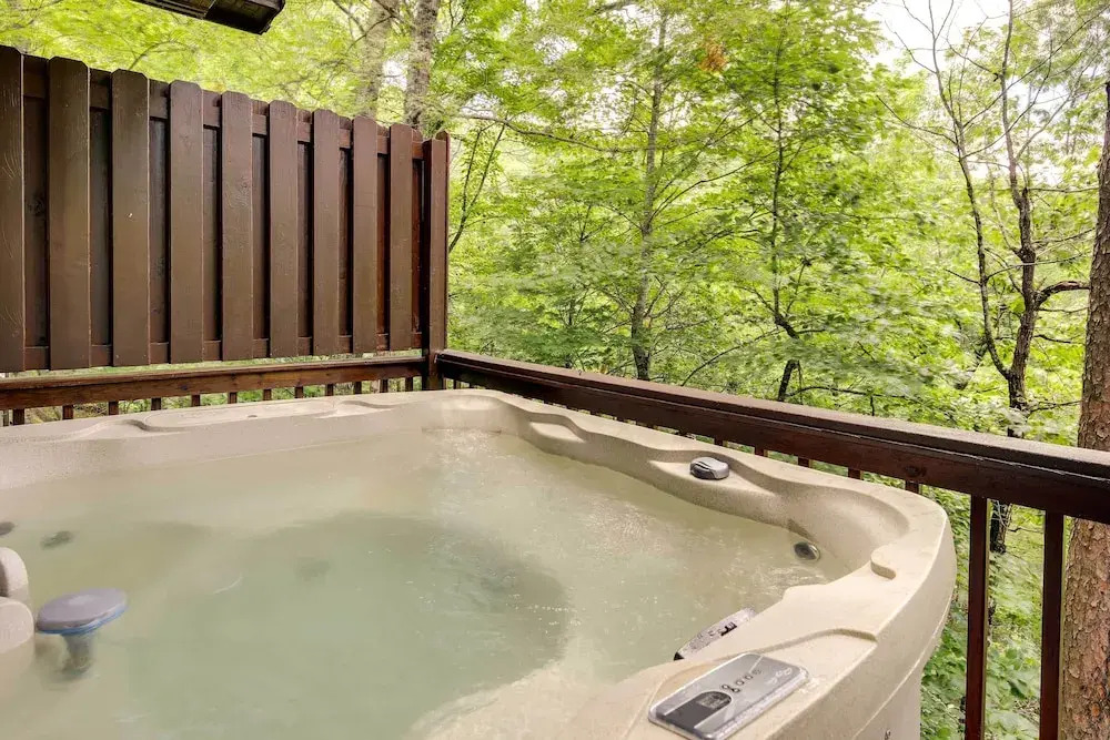Sevierville Cabin w/ Hot Tub, Views & Pool Access!