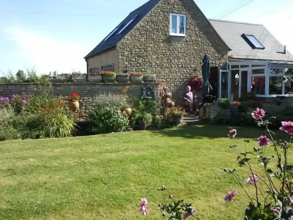 Avon Lodge