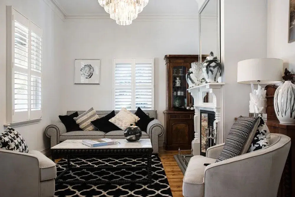 The Lux Luxury 4 bedroom, 2 bathroom, with stunning garden