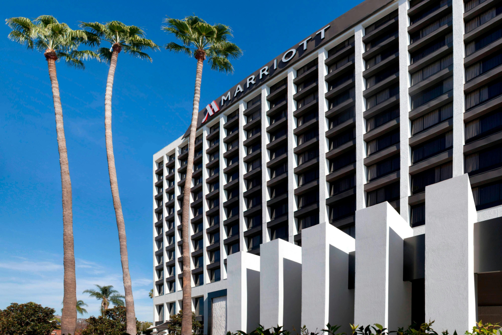 Burton House, Beverly Hills, A Tribute Portfolio Hotel