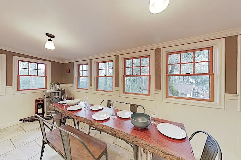 Luxe Vineyard-View Hideaway W/ Swim SPA & Hot Tub Home