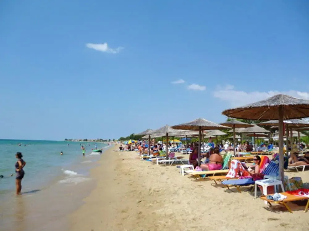 Studio in Paralia, With Wonderful sea View, Furnished Balcony and Wifi