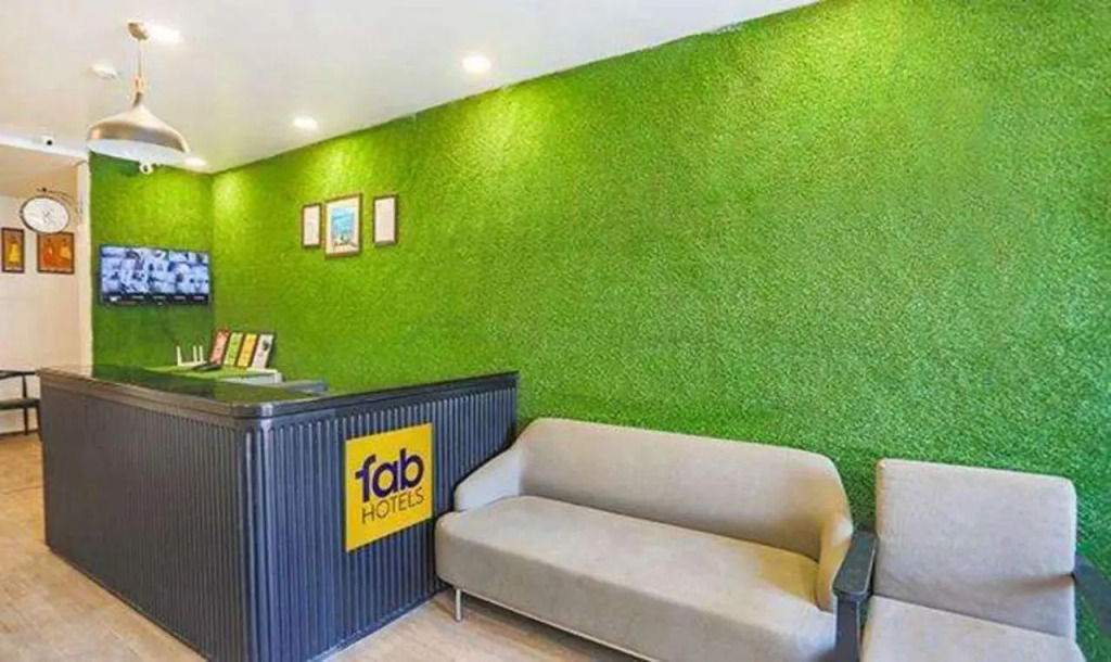 Hotel Yellow Chilli