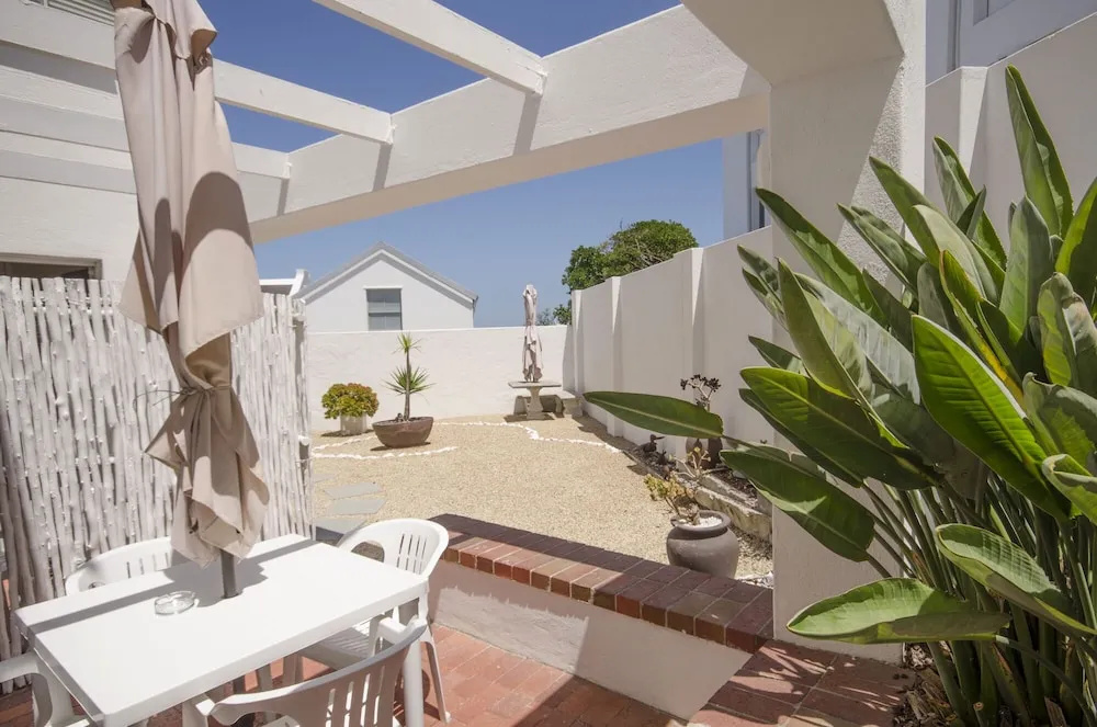 Small Bay Guest House