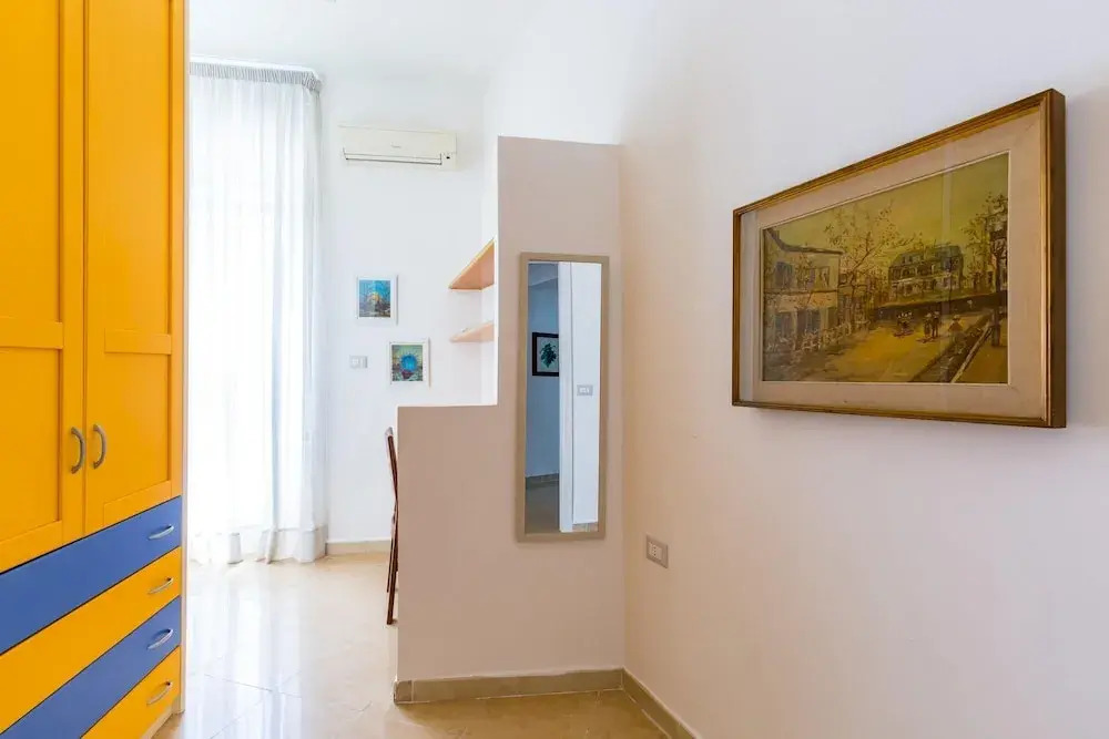 Emanuele III - 4 bedroom apartment