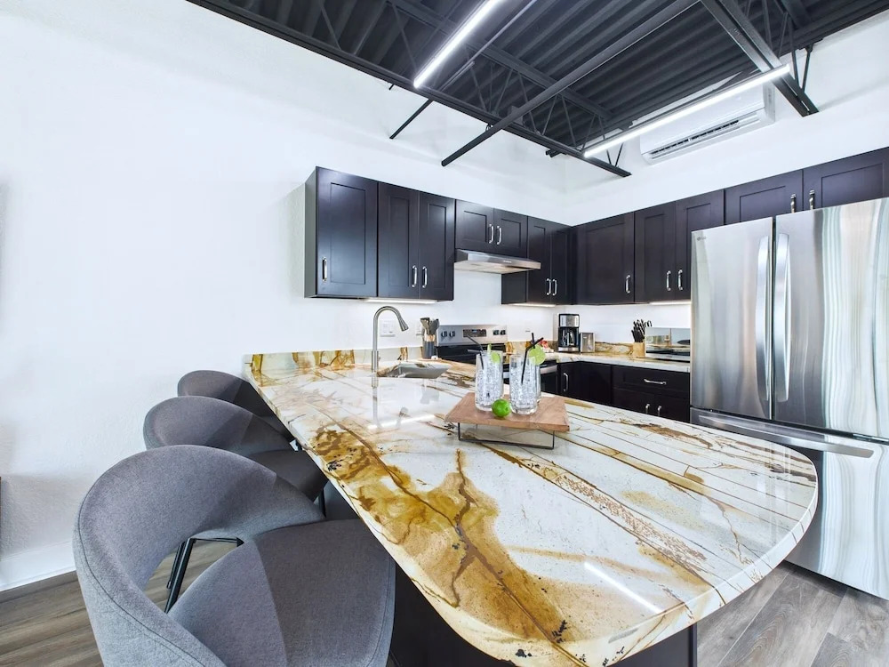 Stay Park Cruise Modern Loft by Port -unit 200