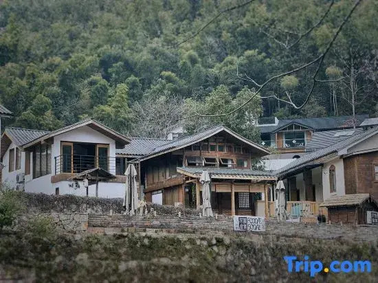 Huidu Yishe · Panxi Homestay (Meiling Shenlongtan)