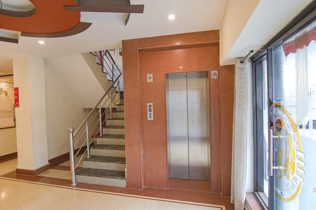Fabhotel City Palace