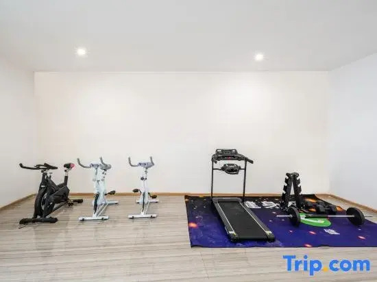 Songpan Kerry Hotel (Huanglong Jiuzhai High speed Railway Station Branch)
