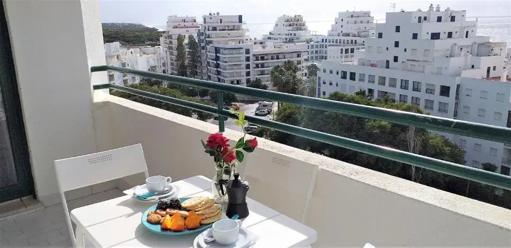 Avenida Mar- Vista Mar, Wifi, 150mt Praia