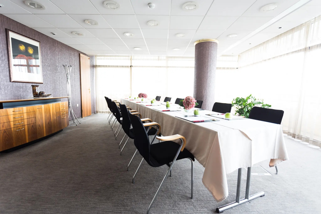 Eurostars uHOTEL