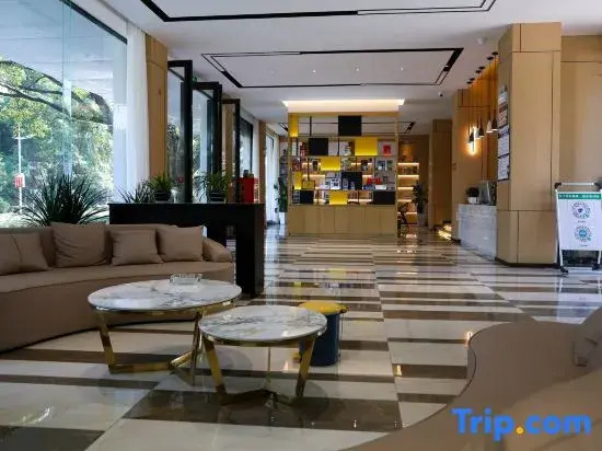 Yingjiang Guanghe Hotel