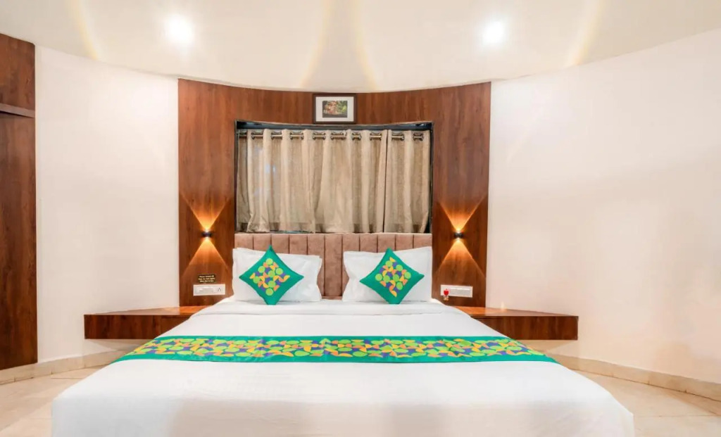 Treebo Premium Mowglis Den, Pench Tiger Reserve, Turia