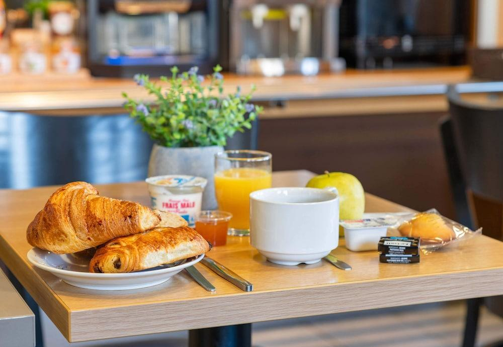 B&B HOTEL Lyon Saint-Bonnet Mi-Plaine