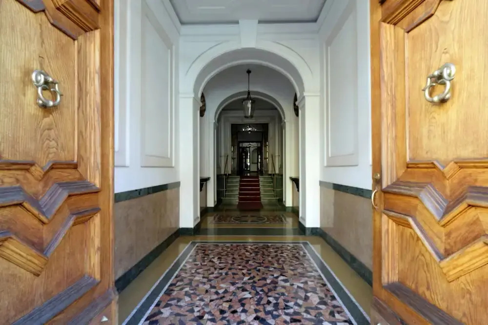 Merulana 13