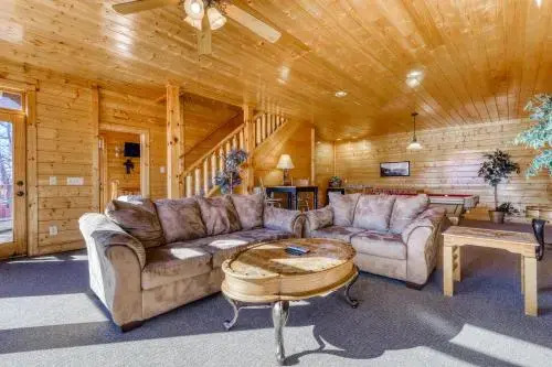 Papa Bears Cabin by RedAwning
