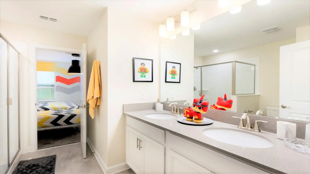 Resort 9BR Family Disney Pool Villa w Greenview