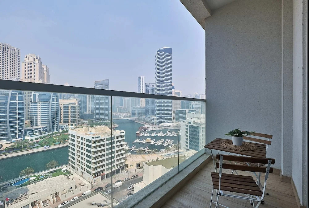 Studio With Best View Of Dubai