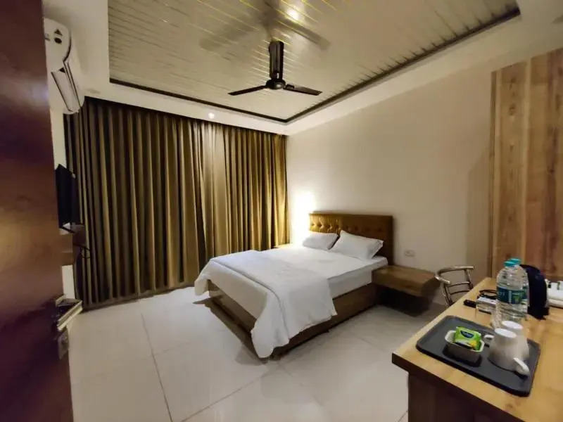 Hotel Hibiscus Tree- Bachupally