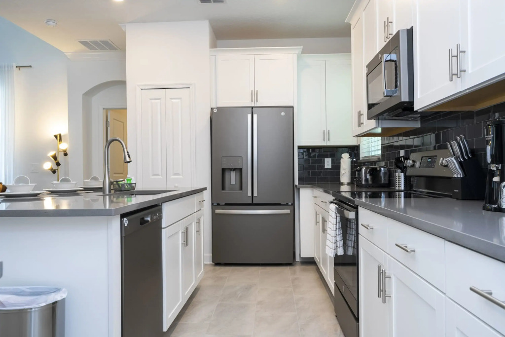 Gorgeous 5Bd With Pool at Champions Gate 1125