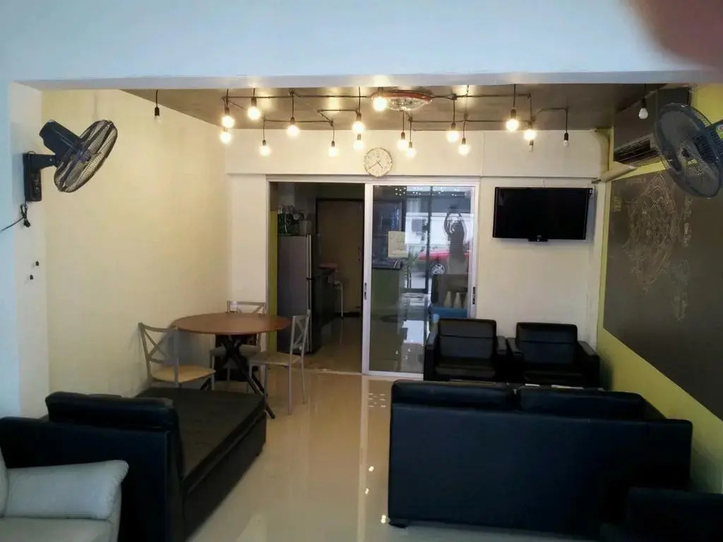 City Capsule Hostel
