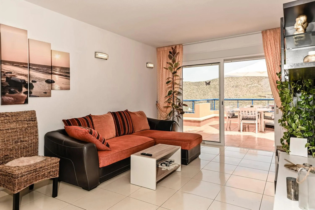 "NEW" Sunny 2 Bedroom Apartment in Costa Adeje