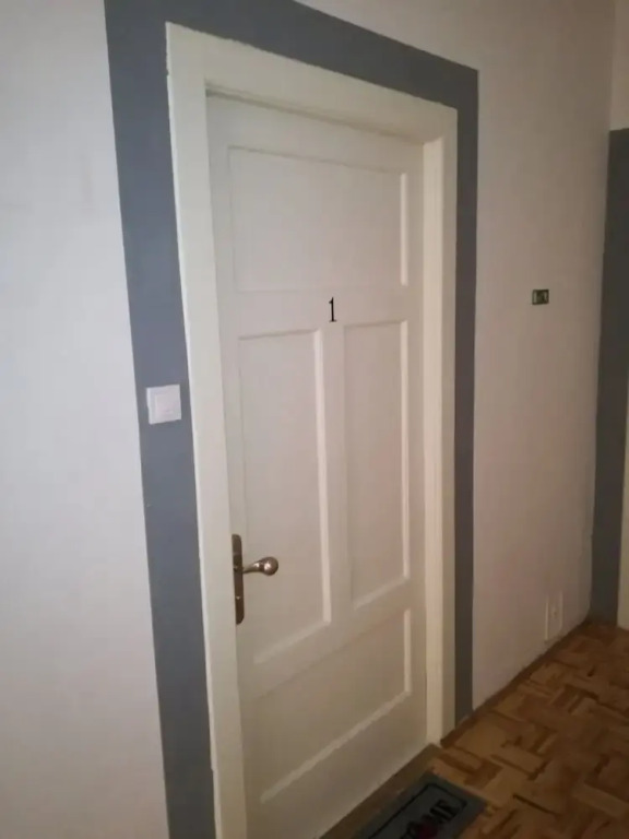Urban Studio Apartment Adro In The City Center of Zagreb, With Parking